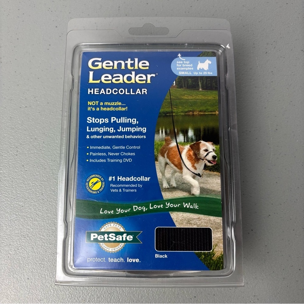 PetSafe Gentle Leader Headcollar Small Breed Up to 25 pounds Dog Collar DVD